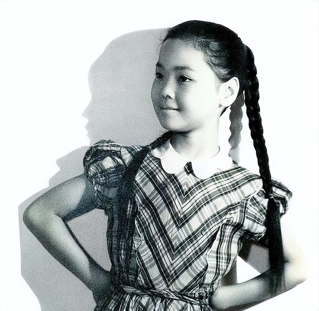 回顾歌手邓丽君,去世27年后,保罗再婚生子,弟弟的坚持让人泪目