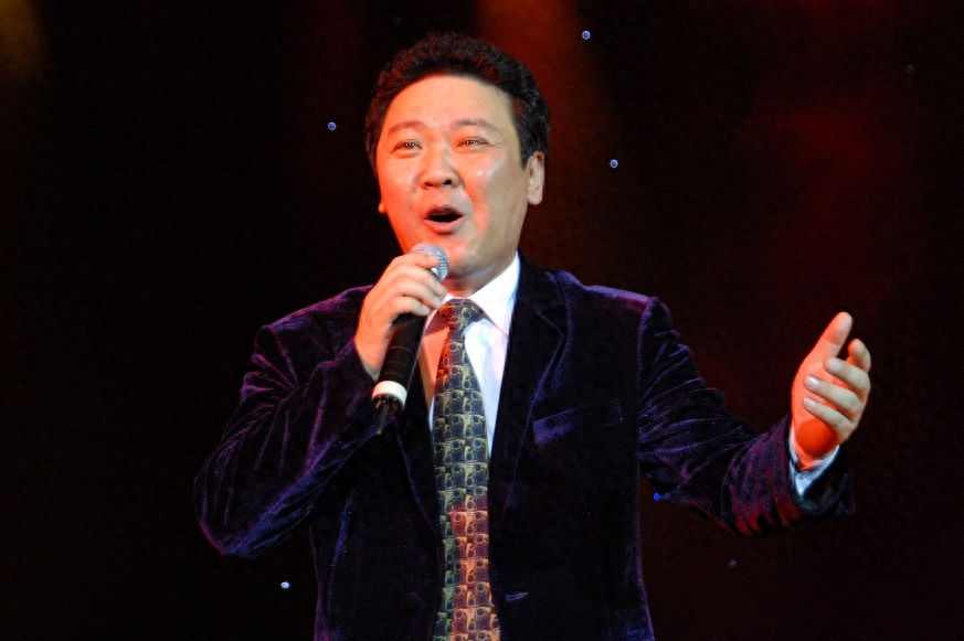 回顾东方金嗓子牟玄甫当红时挥泪隐退今苦尽甘来人生幸福