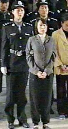 电影《除暴》真实原型更为血腥暴力:2000年张君团伙抢劫串案中集