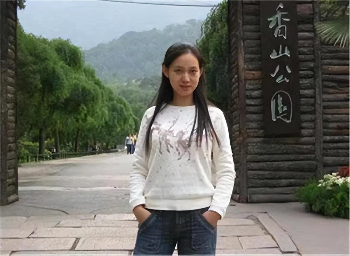 回顾因30万和一套房女子被母亲绑进精神病院逃出后毅然选择出家