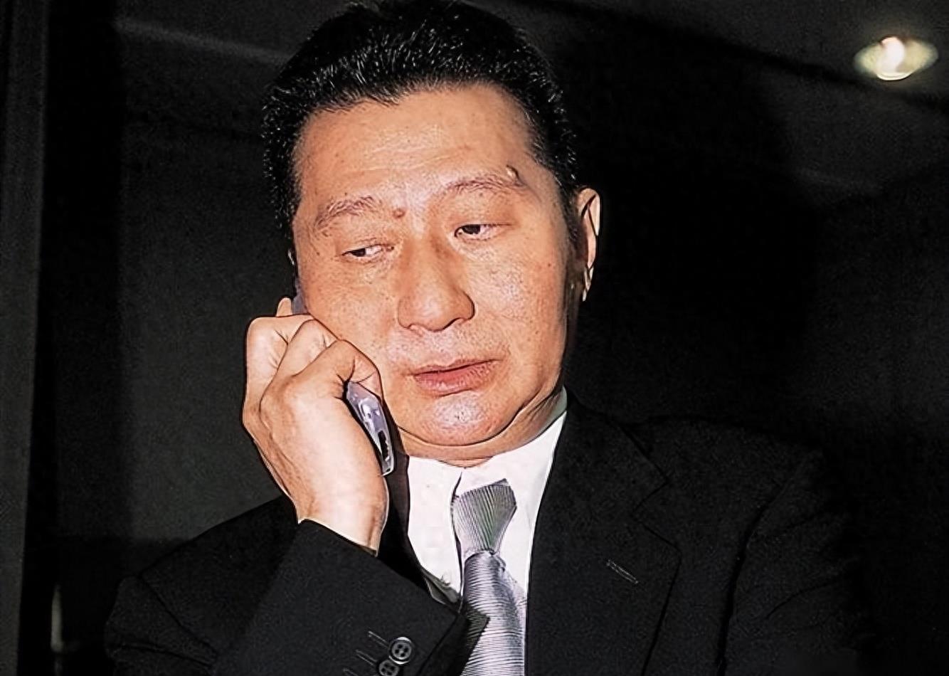 等了30年55岁日本大亨终于拥有梦寐以求的中国女神