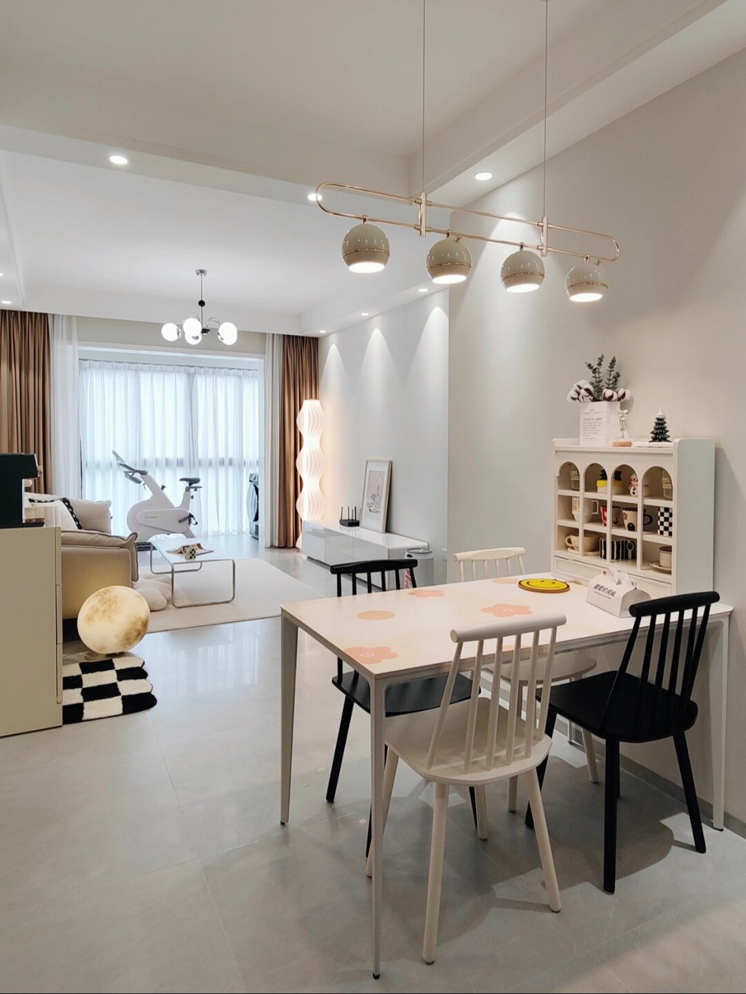 的70平小家～ 我家建面88平,套内70平,三室一厅一卫 装修总共花了15万