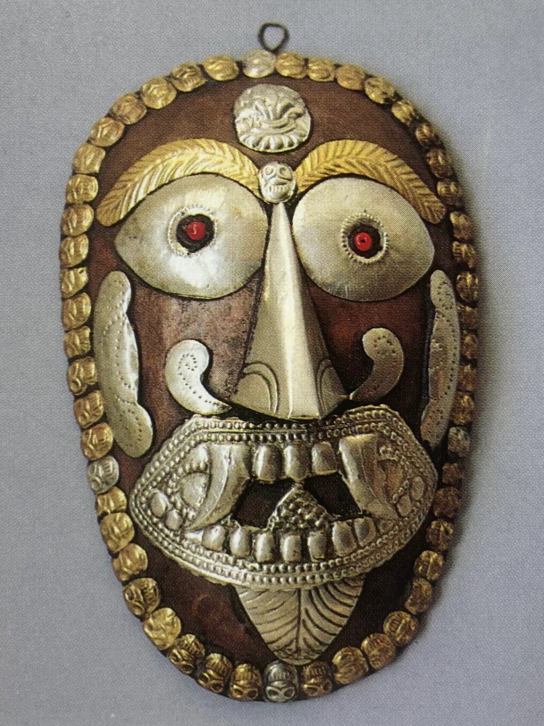 今天我要带你们领略一下各地神秘而独特的面具文化!