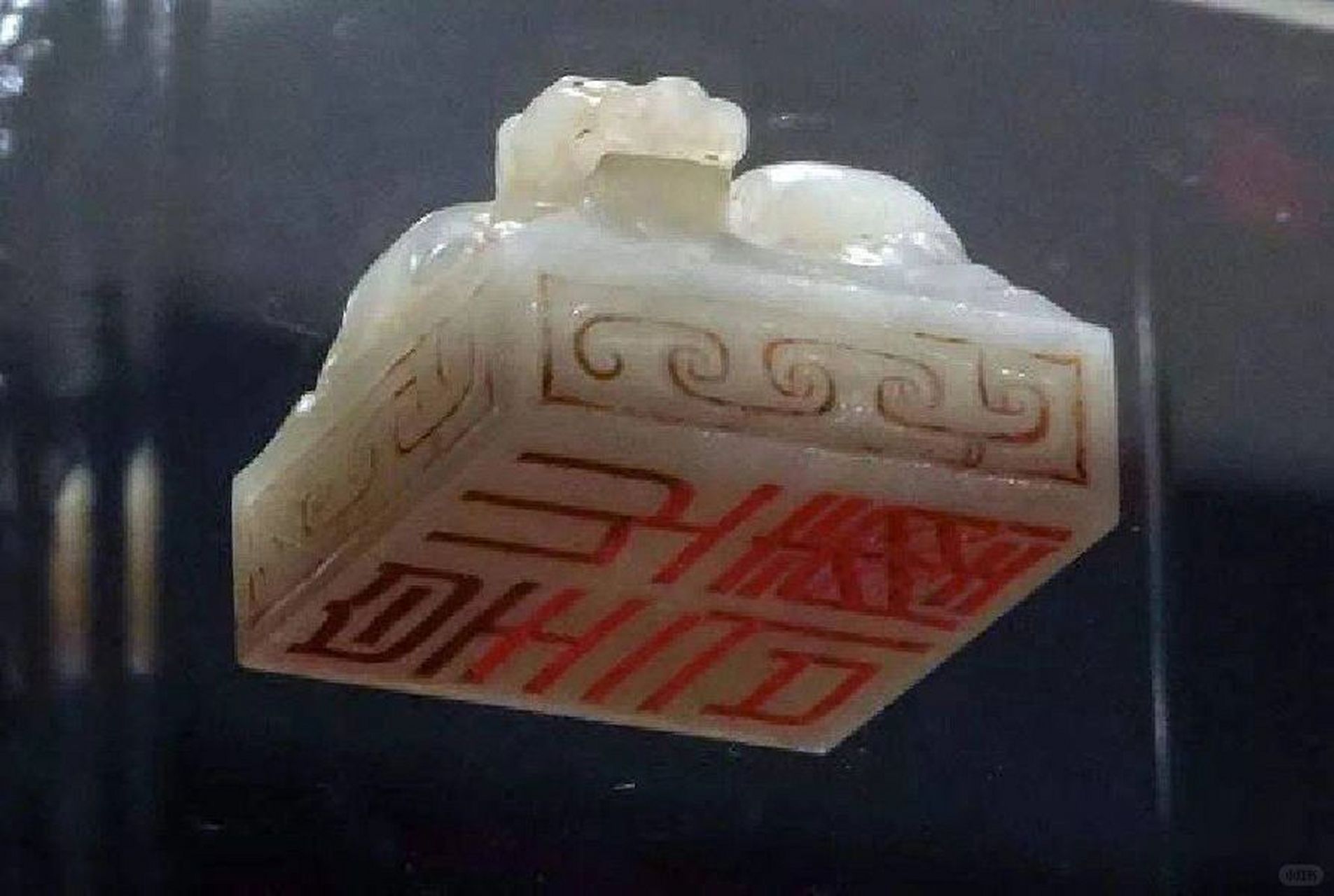 🔮 当我第一次看到这枚皇后之玺,就被它的擅刎