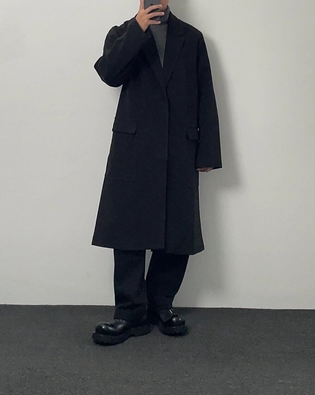 男生极简穿搭 一周合集    这周,我选择极简风格,轻松打造型男风范!