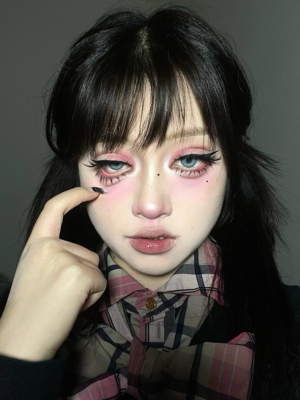 圆脸单眼皮爆改绝美妆容