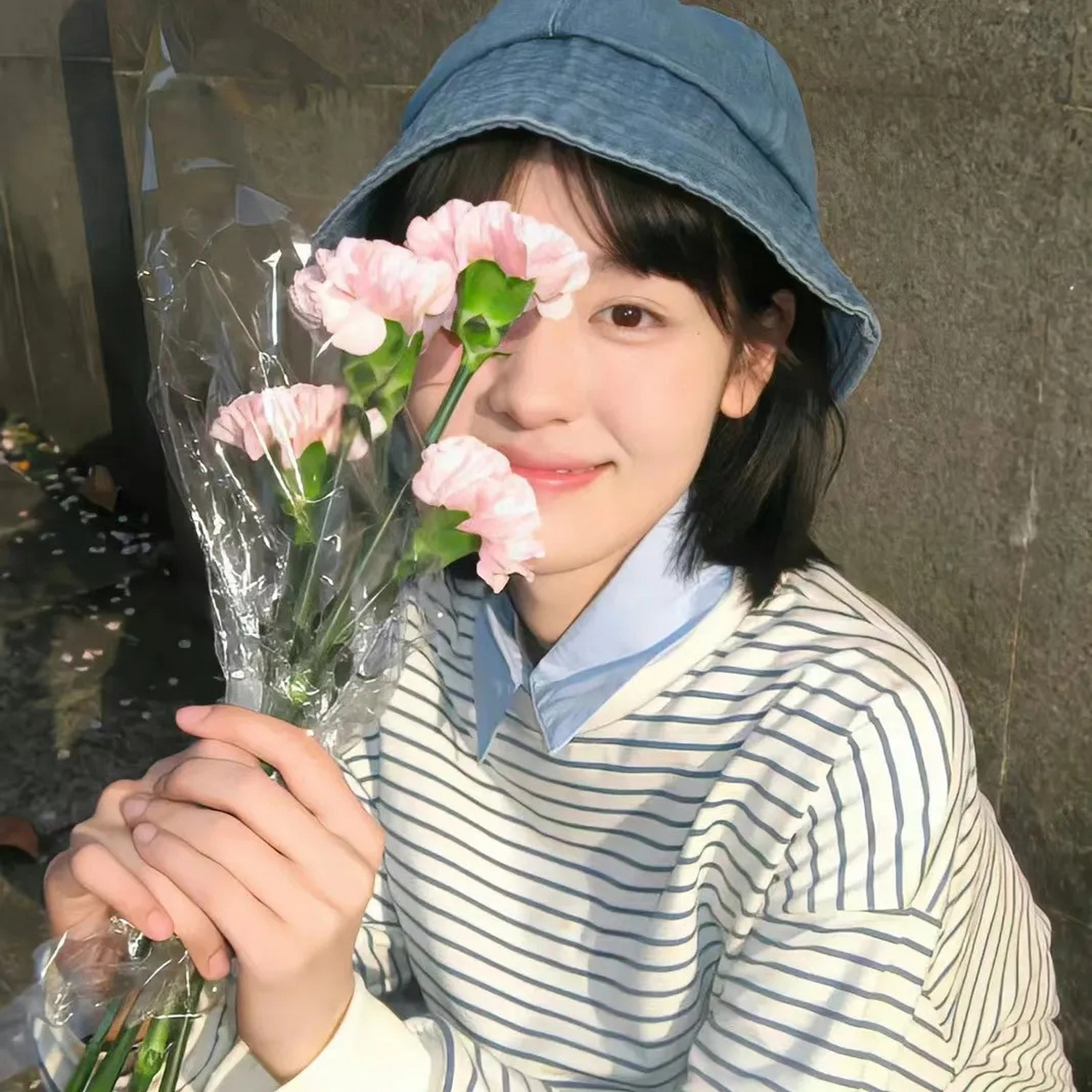 慵懒見个面i wechat短发女头