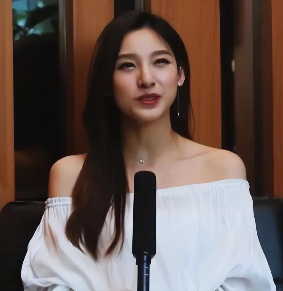 回顾主持人马凡舒入行七年就主持春晚她的底气到底来自哪里