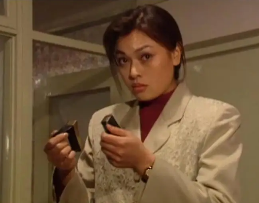 回顾演员史可一婚著名音乐人不生孩子二婚外籍老公8年连生2胎