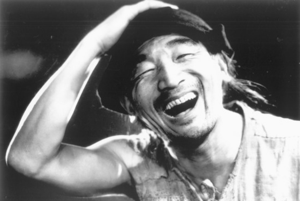 回顾严顺开72岁脑梗中风卧病8年后去世妻子的坚持让人感动