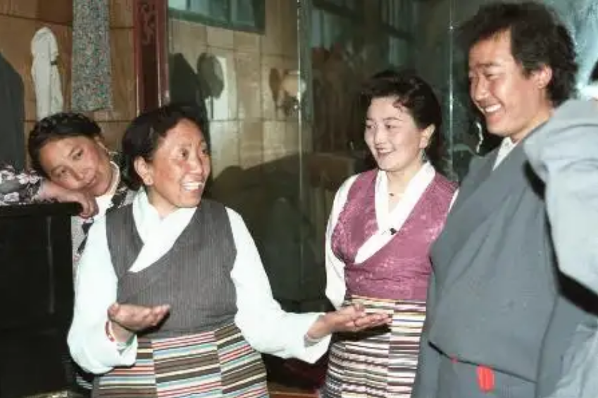 回顾才旦卓玛和丈夫相伴65年儿子是她骄傲女儿成余生之痛