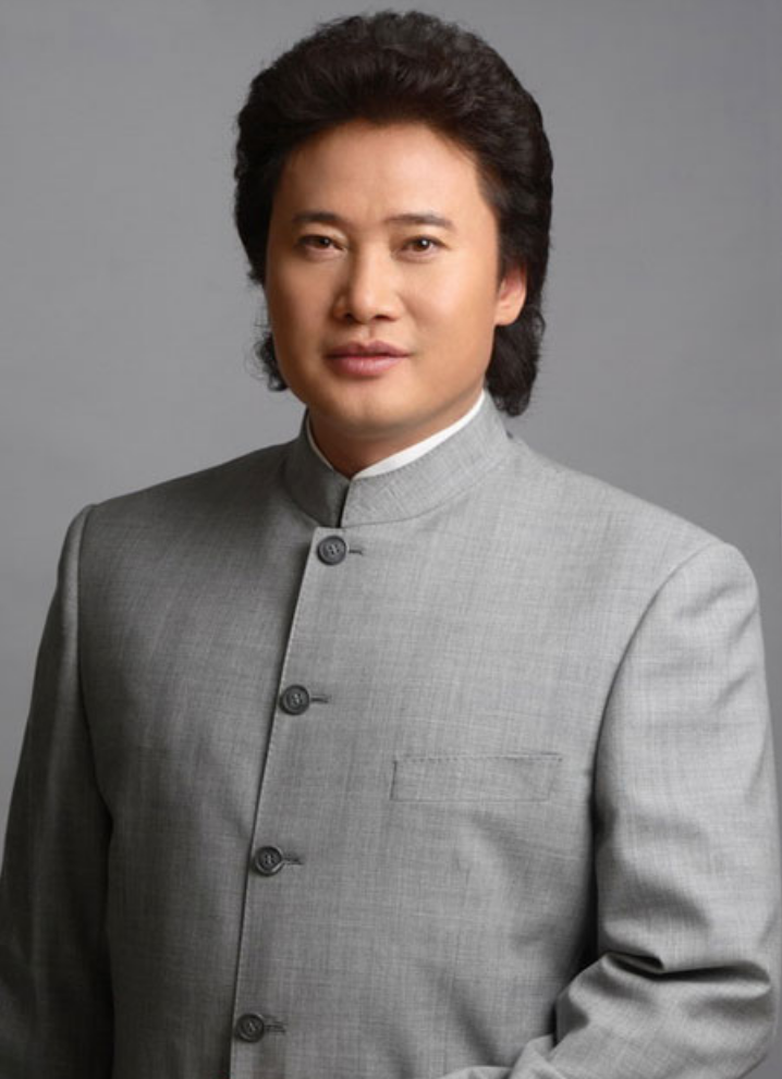 回顾戴玉强30岁娶初恋妻子结婚至今恩爱如初今女儿成他骄傲