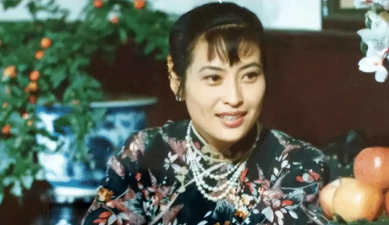 回顾著名演员许娣我这辈子正确的决定就是嫁给一个平凡的丈夫