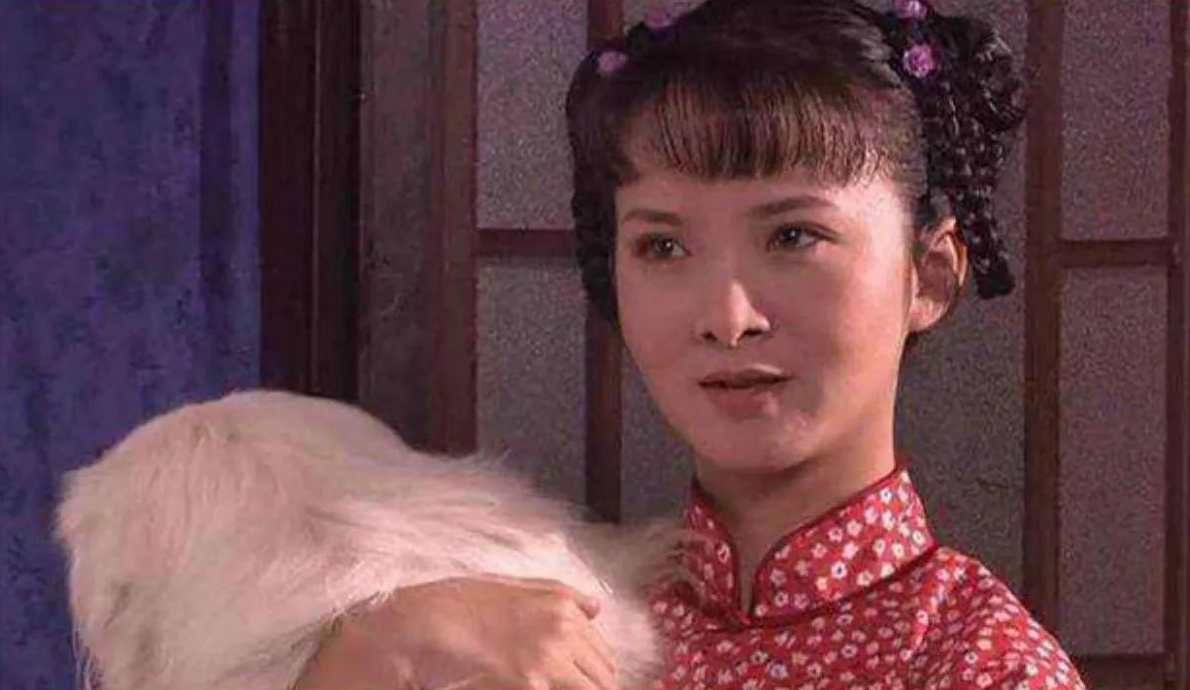 回顾谢兰父母是聋哑人嫁大11岁师小红丁克12年39岁为爱生子