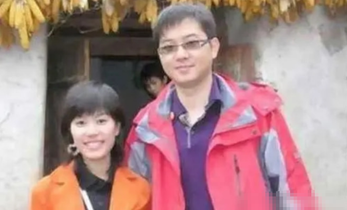 回顾赵川3段婚姻一婚记者二婚画家三婚小16岁的空姐