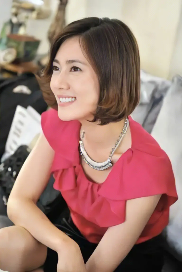 回顾秋瓷炫我这辈子正确的决定就是在39岁高龄为小丈夫生儿子