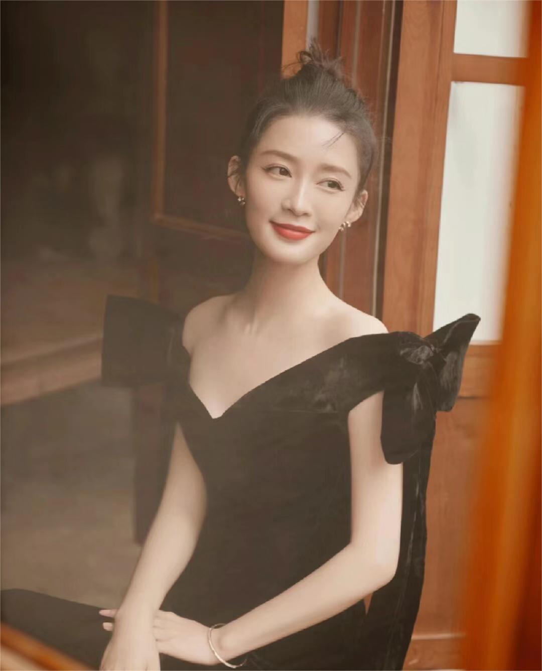 回顾李沁人生之路首播演绎人生抉择和黄土高原唯美爱情