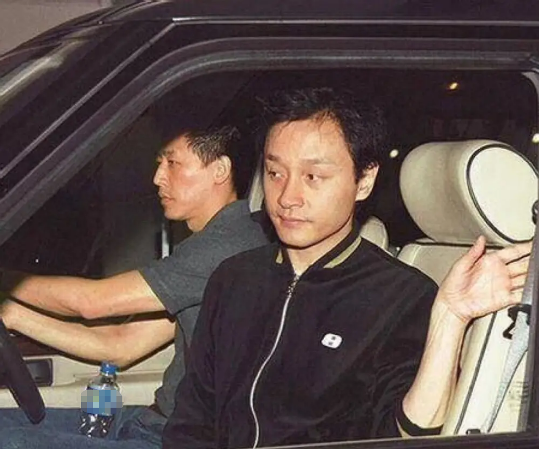 回顾张国荣的挚爱唐鹤德张国荣去世后他如今过得怎么样了