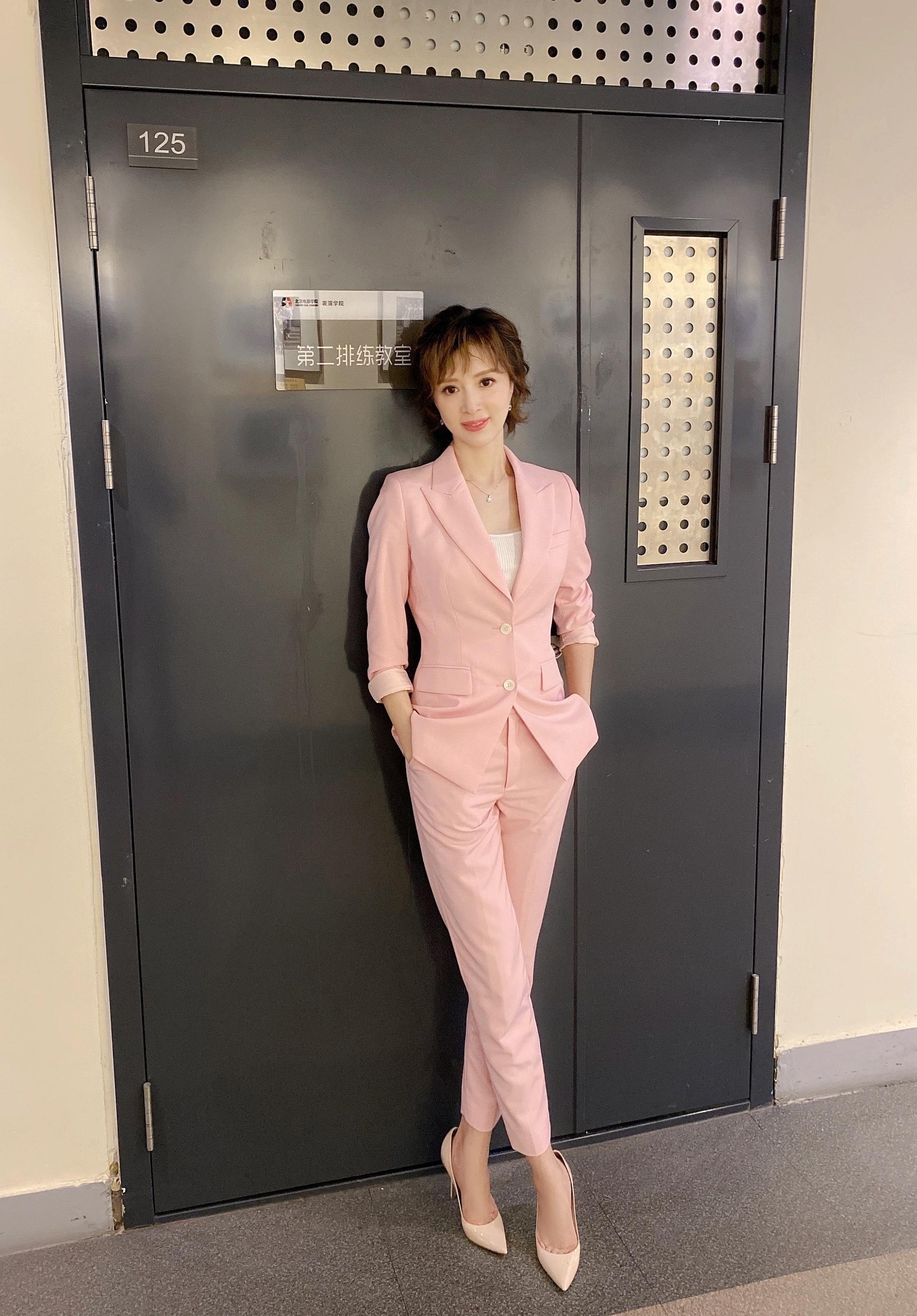 回顾金巧巧我这辈子正确的决定就是在42岁高龄为大丈夫生儿子