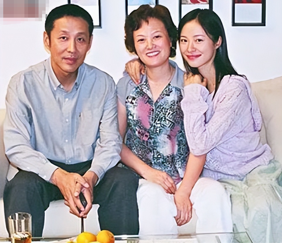 王立威与陈格离婚图片