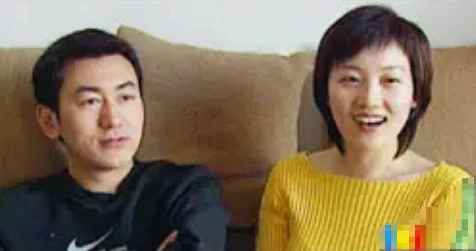 回顾鲁健32岁娶小6岁郑天亮婚后分居15年他们过得怎么样