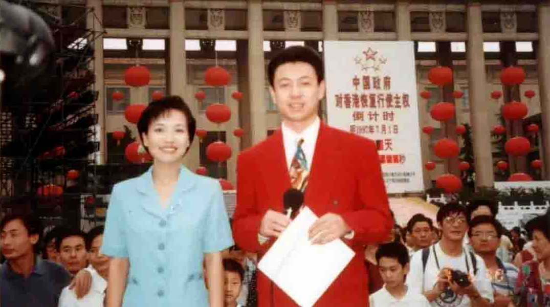 回顾贺红梅从河北走出的央视主播事业顺风顺水婚姻状况成谜