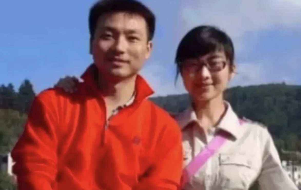 回顾康辉娶小3岁师妹刘雅洁相约丁克22年如今他后悔吗