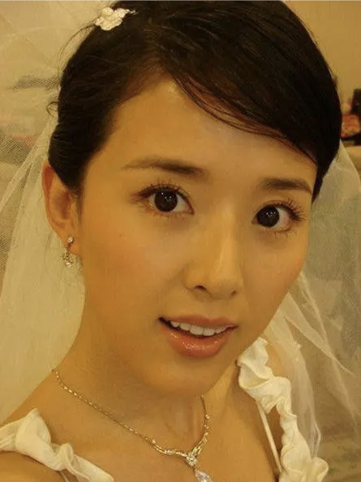 回顾演员颜丹晨我这辈子幸福的事情就是嫁给了小4岁的丈夫