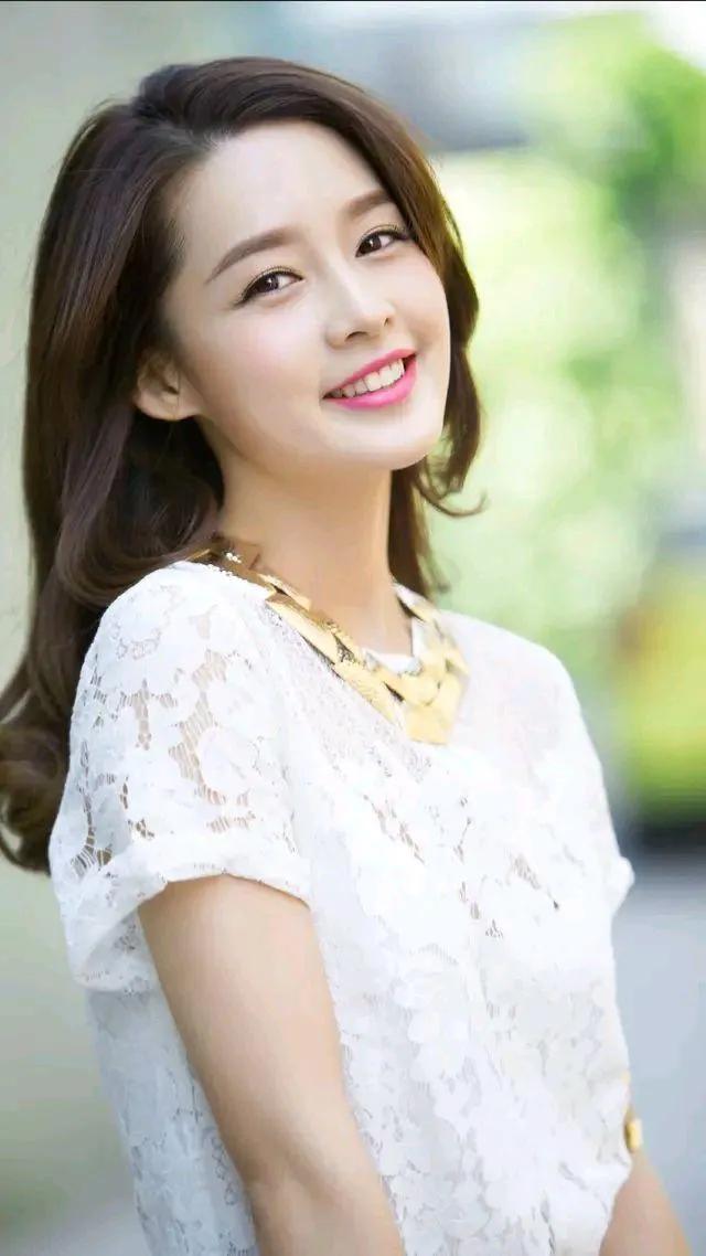 回顾李沁人生之路首播演绎人生抉择和黄土高原唯美爱情