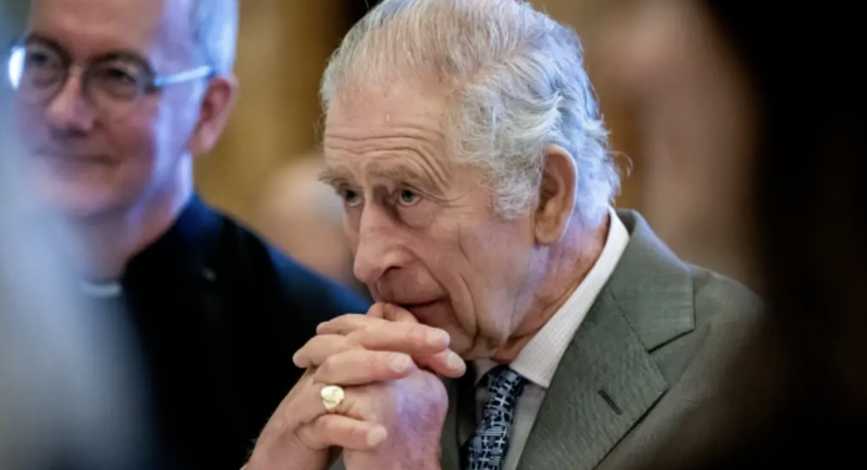 权力更迭在即挪威国王戴起搏器英王室集体病倒