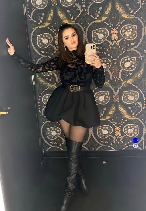 迪斯尼人气女王赛琳娜回归乐坛:新歌不卖座,还被人吐槽长残?