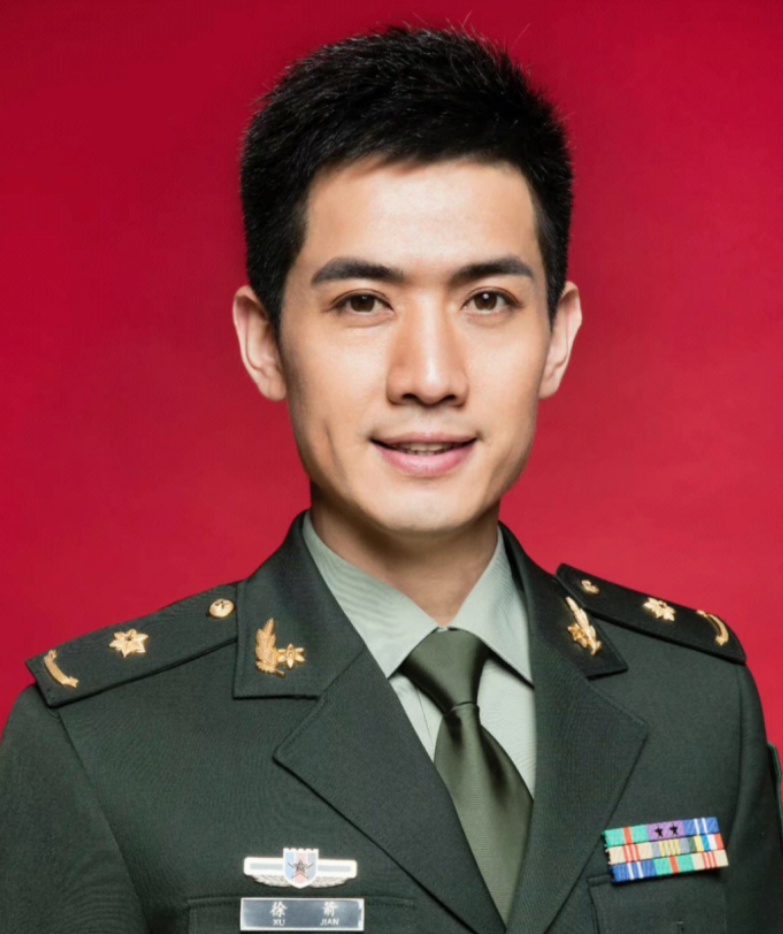 回顾徐箭演技好长得帅低调娶女强人为妻今一家三口幸福美满