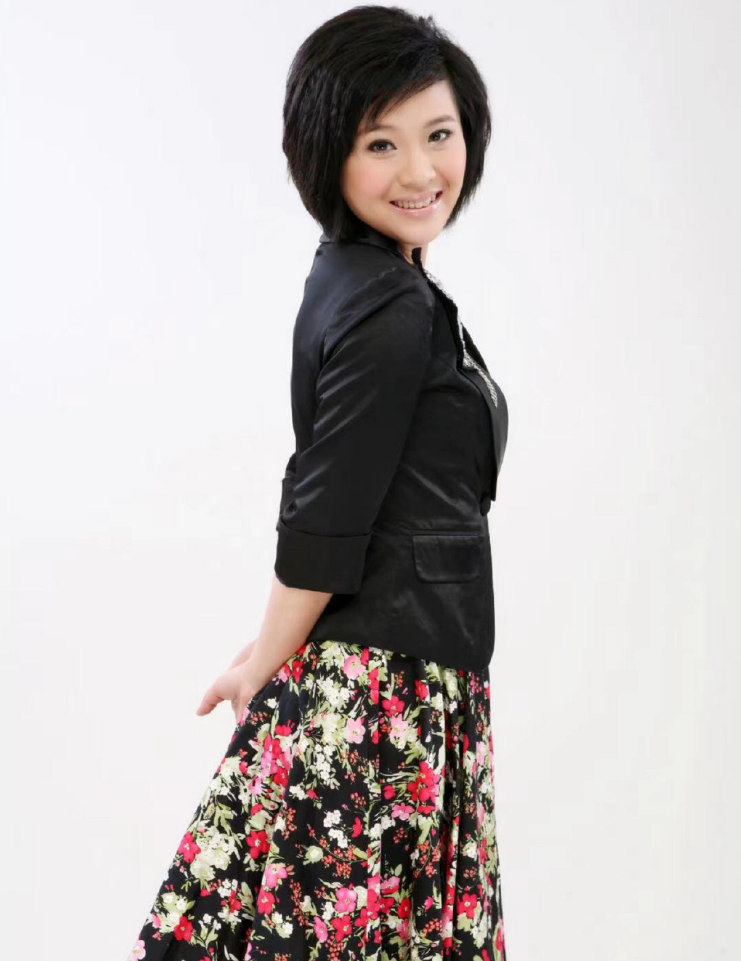 回顾主持人吴洁患癌后坚持工作病逝一年多丈夫的坚持令人泪目