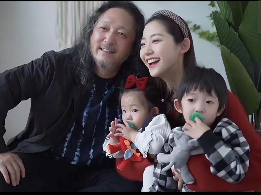 相差25岁却有真爱王菲恩师的娇妻发声秀恩爱让张雨绮直呼羡慕