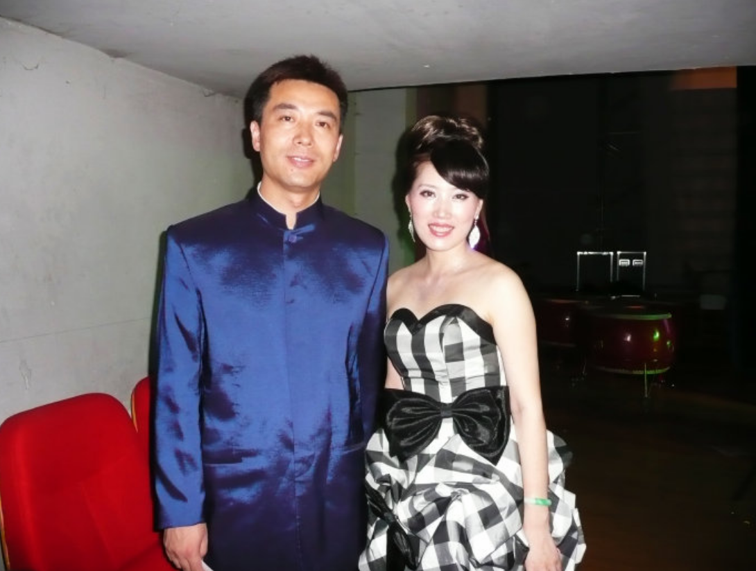 回顾郭志坚27岁进央视工作25年零绯闻妻子身份至今成谜