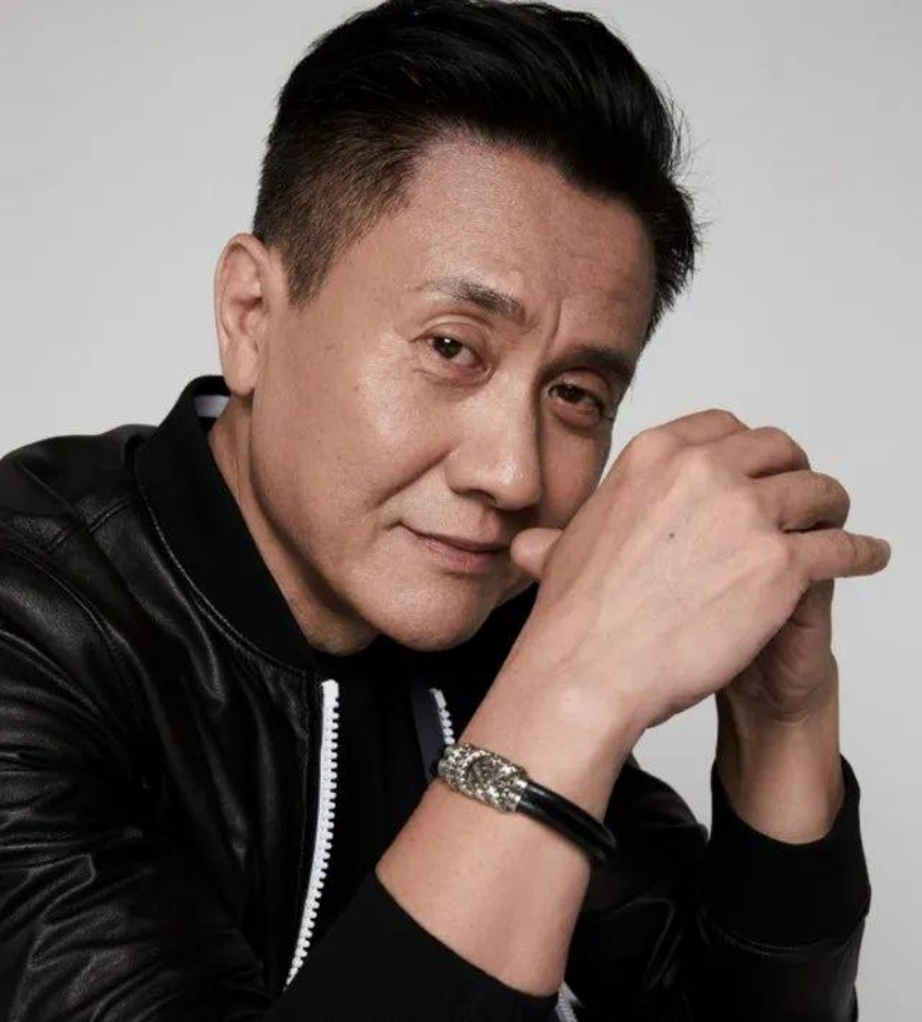 回顾张志坚娶个妻子是粉丝家里她是老大余生绝不辜负她