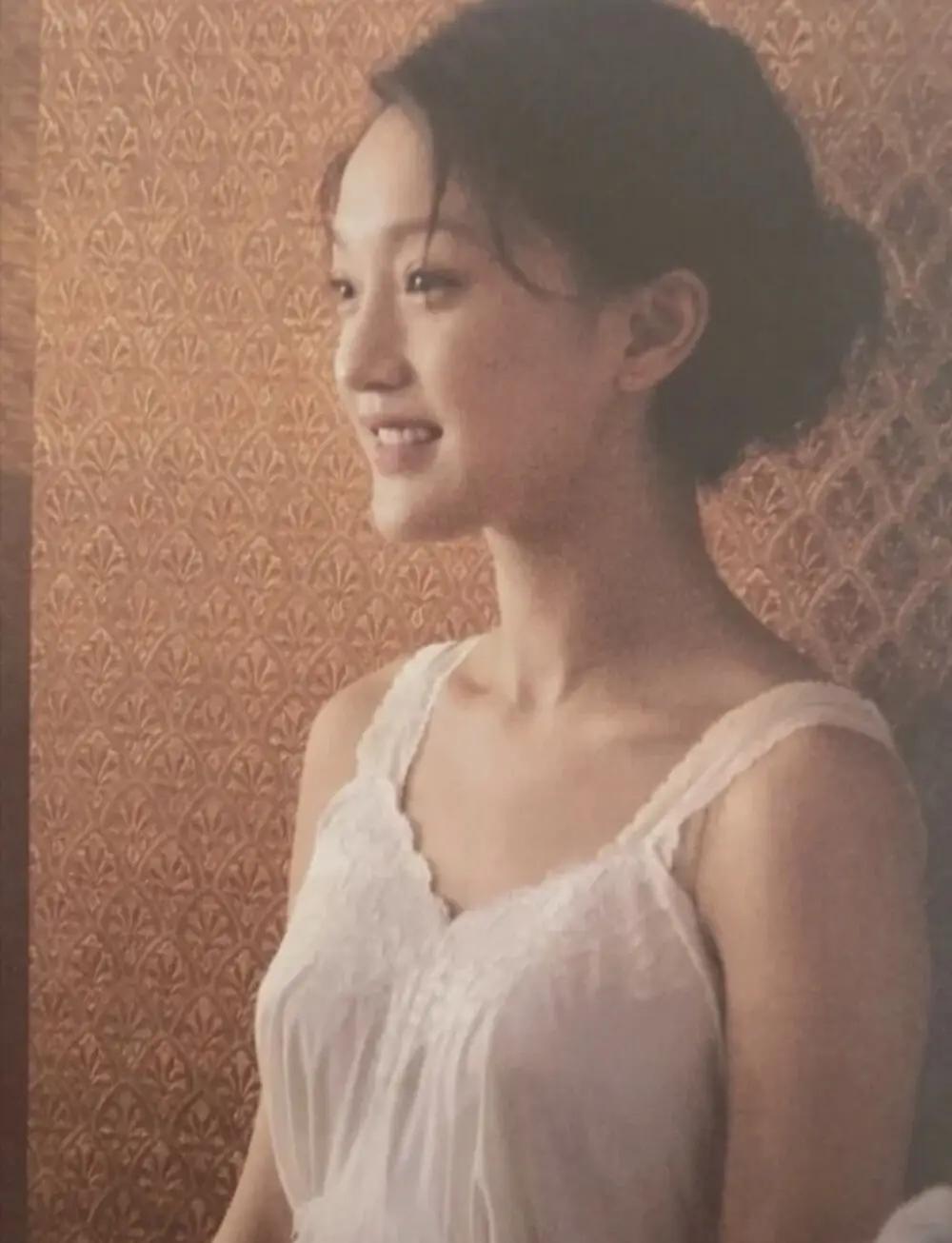 50岁"不婚不孕"的周迅,却成了所有人羡慕的"人生赢家"