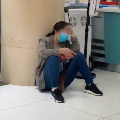 包含广安门医院"医院黄牛挂号怎么挂到的啊",的词条