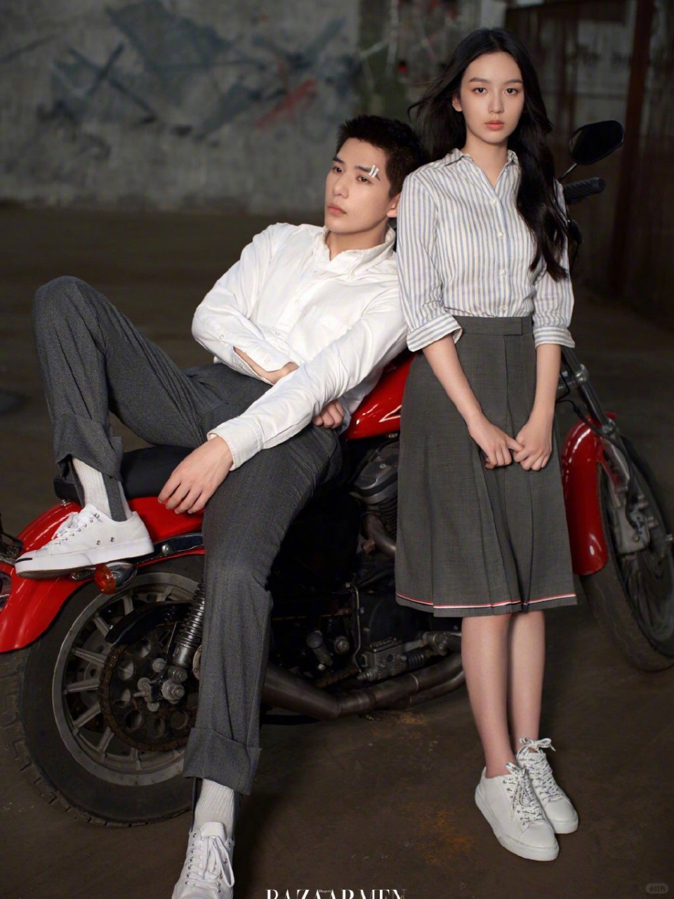 校霸与校花的爆款组合,甜炸全网 我已经完全沉浸在王安宇×周也之间的