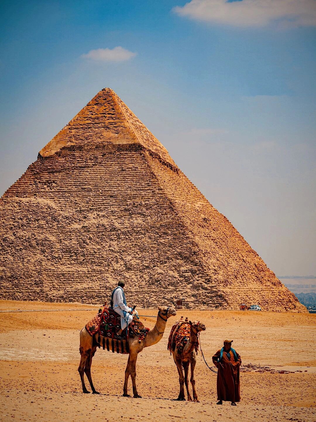 埃及金字塔探秘  一直以来,我对埃及的金字塔充满了好奇和向往.