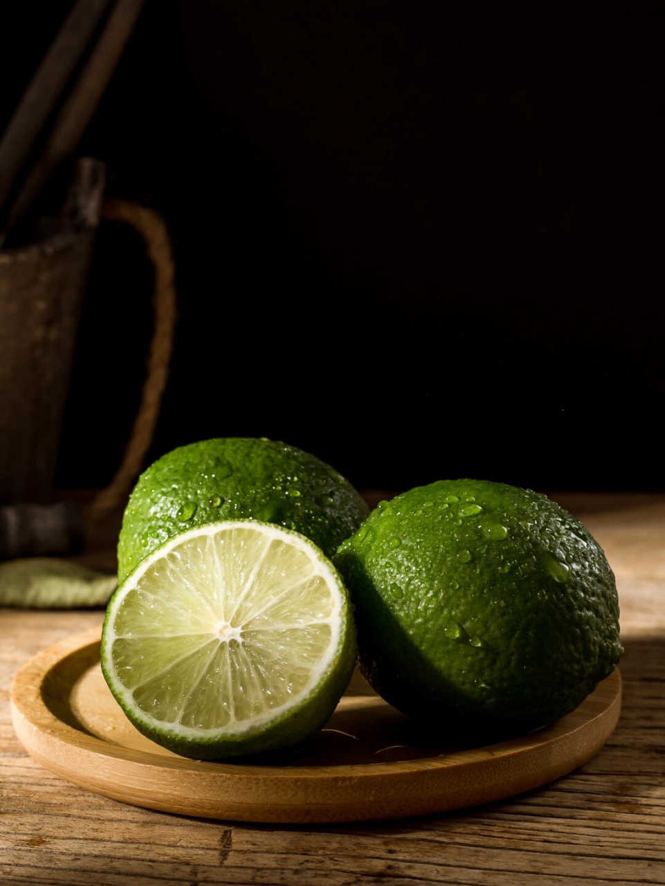 咸柠檬:不仅是饮品,更是料理宝藏93  00当提到今天的主角时