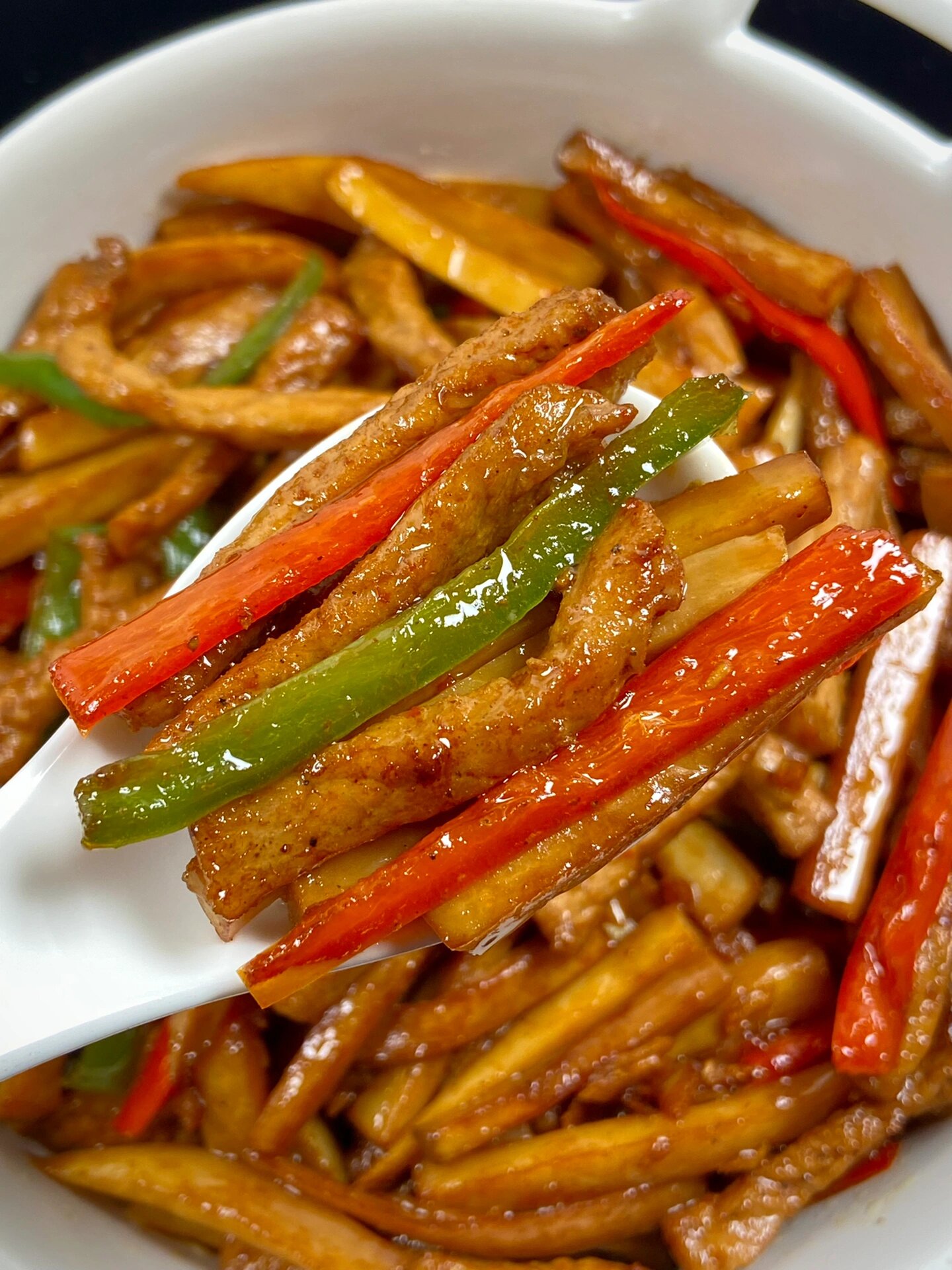 因为这道香辣杏鲍菇炒肉丝我被全家人夸了