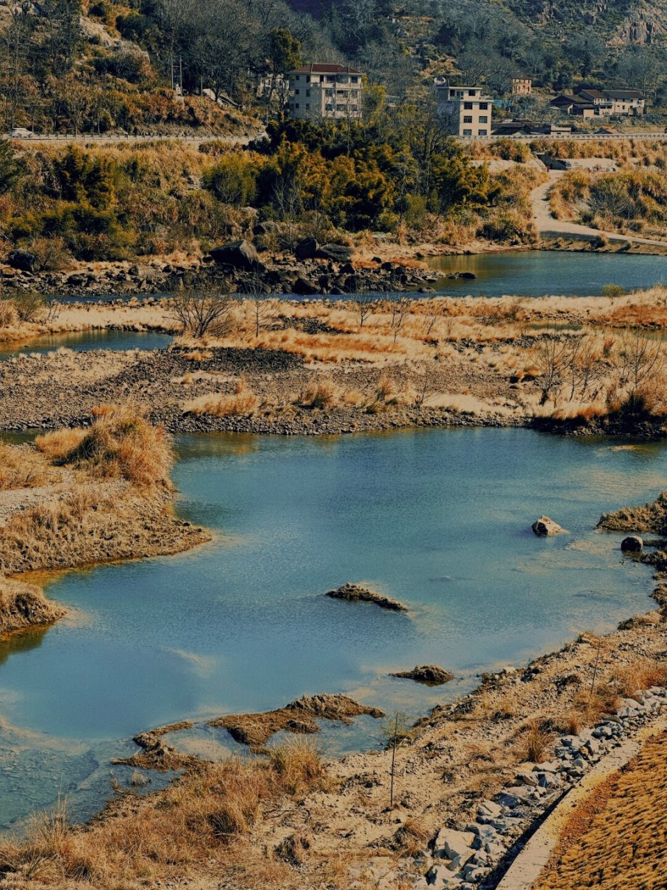 我和我的骑行伙伴们踏上了一段难忘的旅程——青田千峡湖的90km骑行