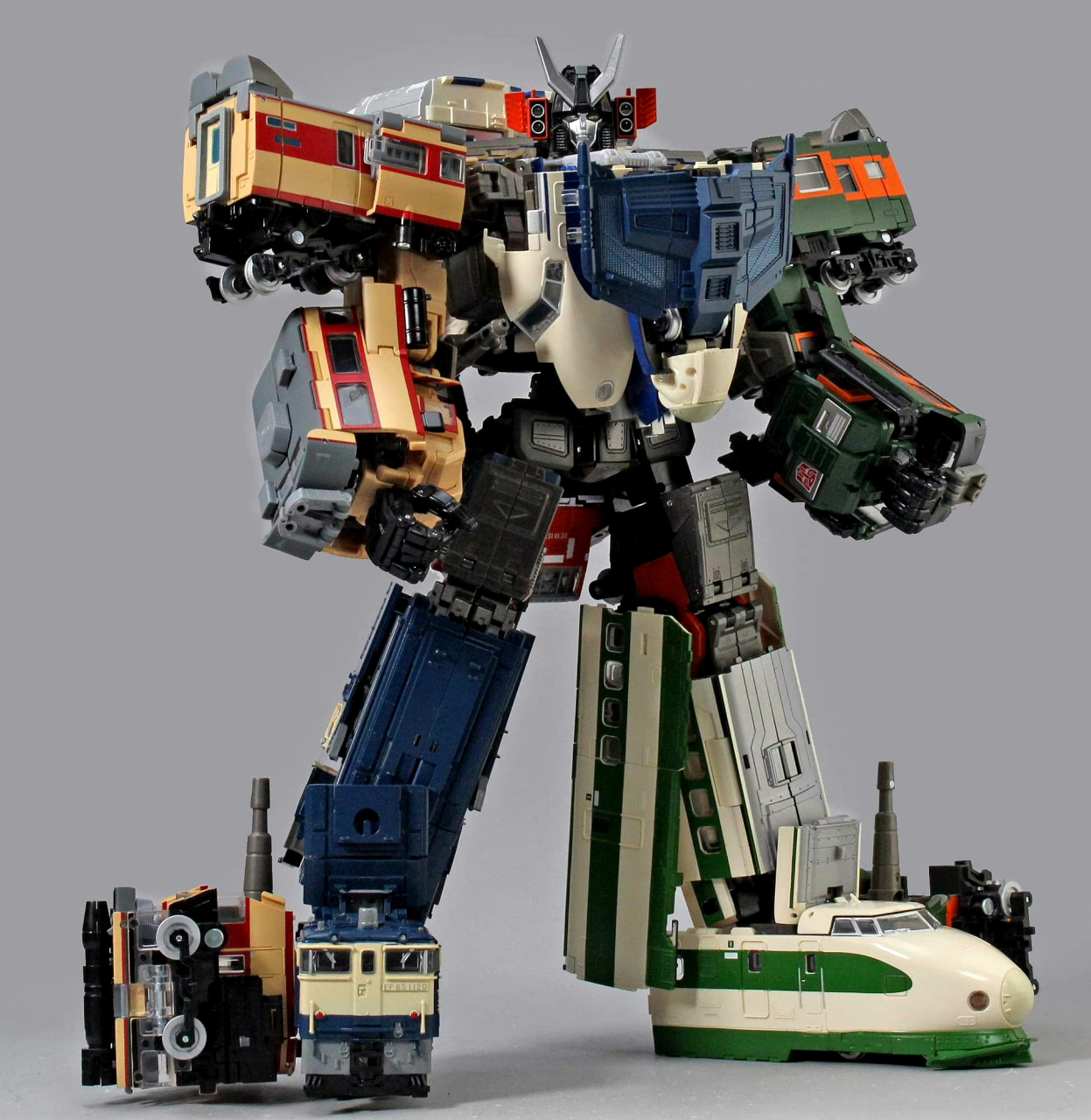 模型欣赏:takaratomy mpg 变形金刚 头领战士 雷电 合体实物展示,角色