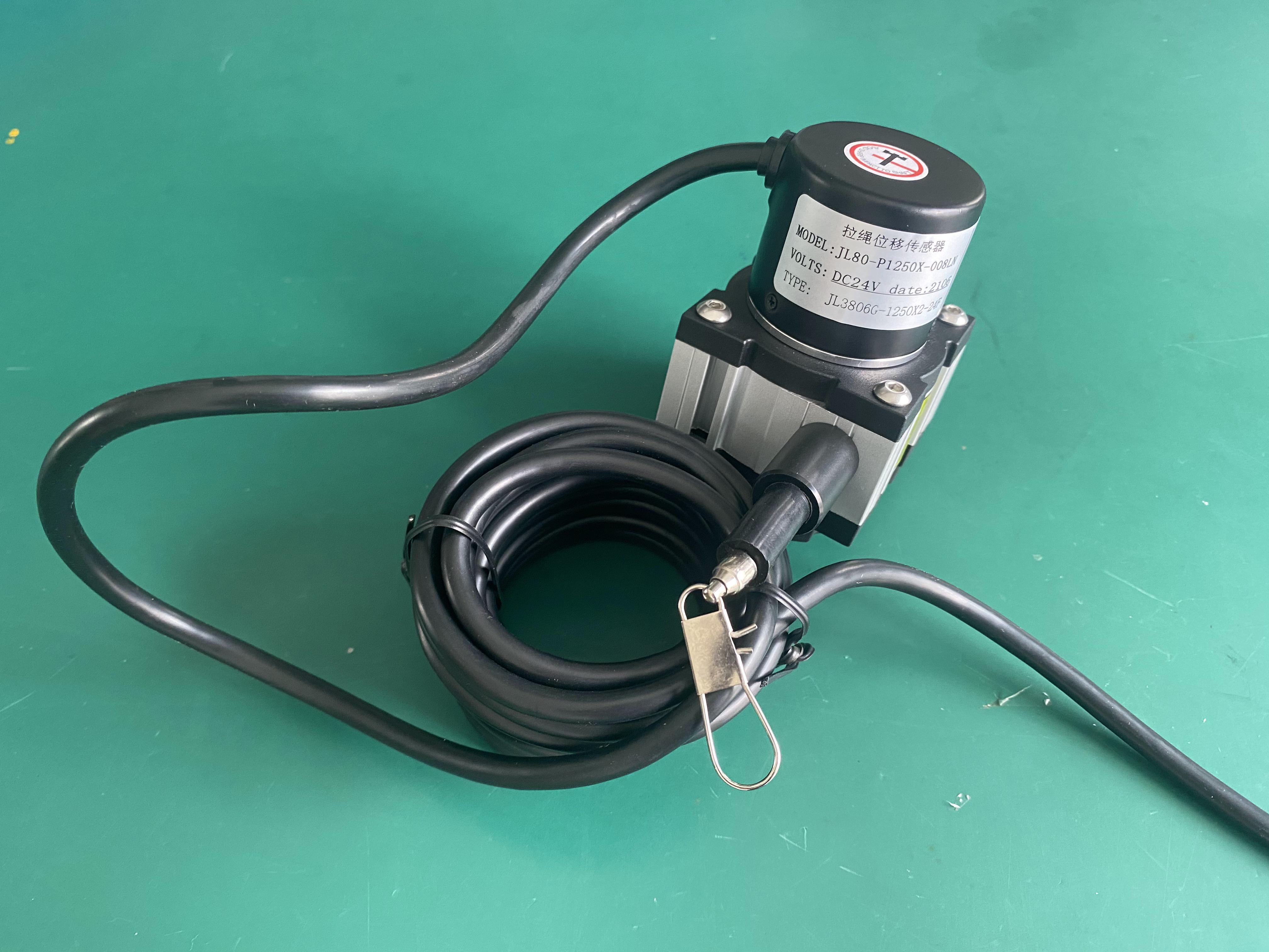 拉线位移传感器确保模拟信号综合输出精度高于0.03%