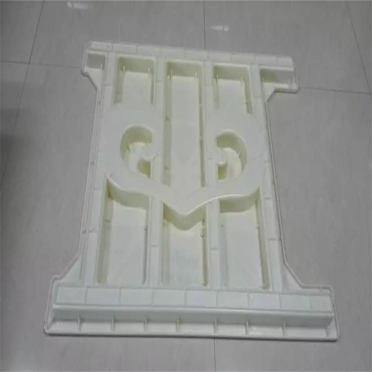 祥云桥护栏塑料模具:打造安全,美观的桥梁防护栏