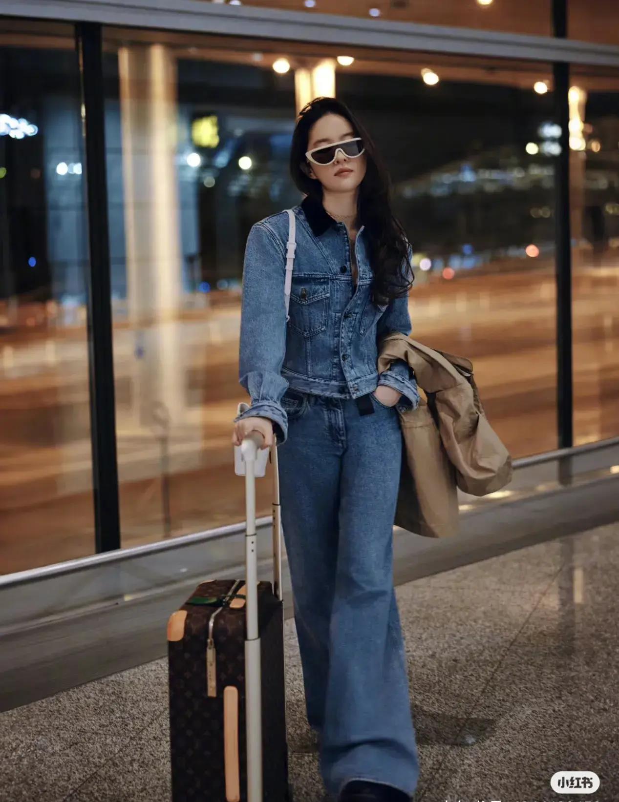 刘亦菲最新时尚街拍,姐姐最飒