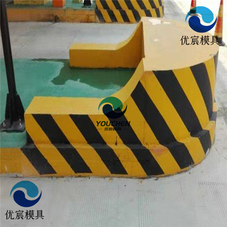 防撞安全岛模具-水泥收费岛模具