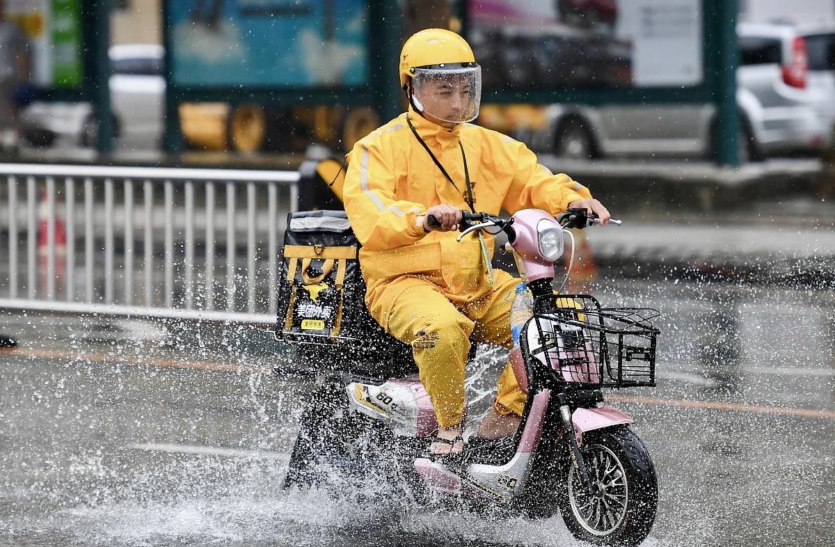 奔波 男人图片