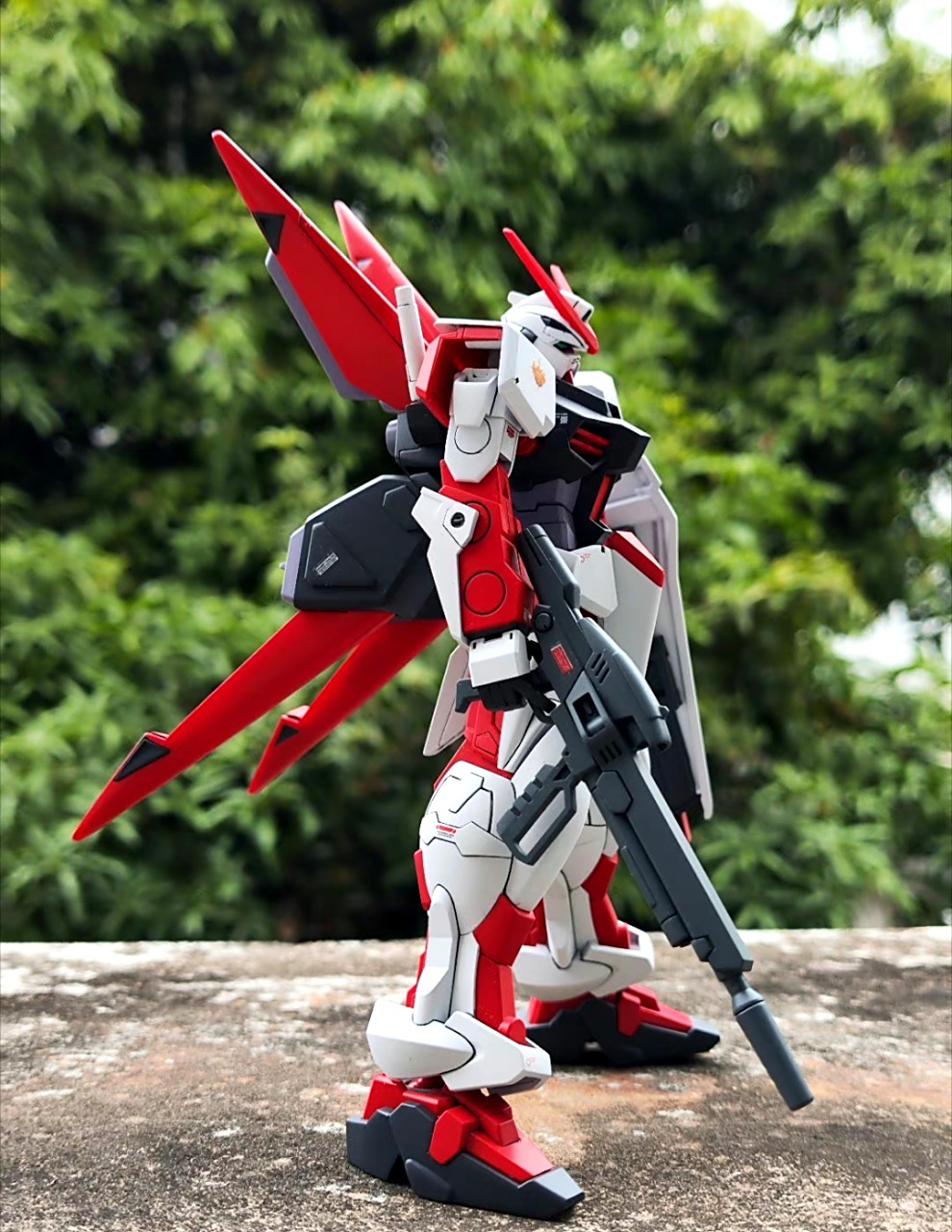 模型欣赏:机动战士高达seed hgce m1异端,该机是奥布联合酋长国研制的